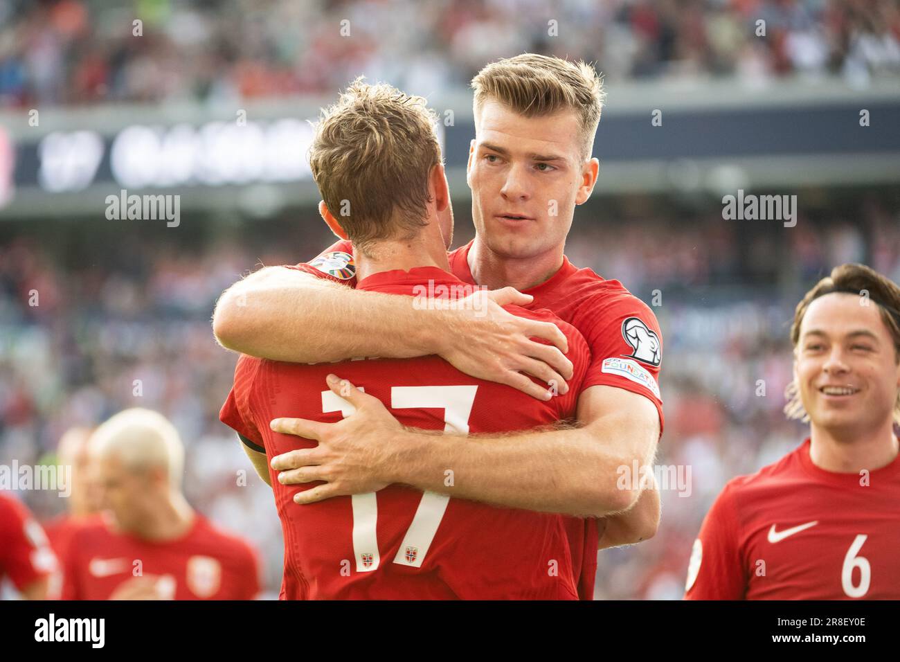 Oslo, Norvège. 20th juin 2023. Ola Solbakken (17) de Norvège obtient des scores pour 1-0 et des calebrates avec Alexander Sorloth lors du match de qualification de l'UEFA Euro 2024 entre la Norvège et Chypre à l'Ullevaal Stadion à Oslo. (Crédit photo : Gonzales photo/Alamy Live News Banque D'Images