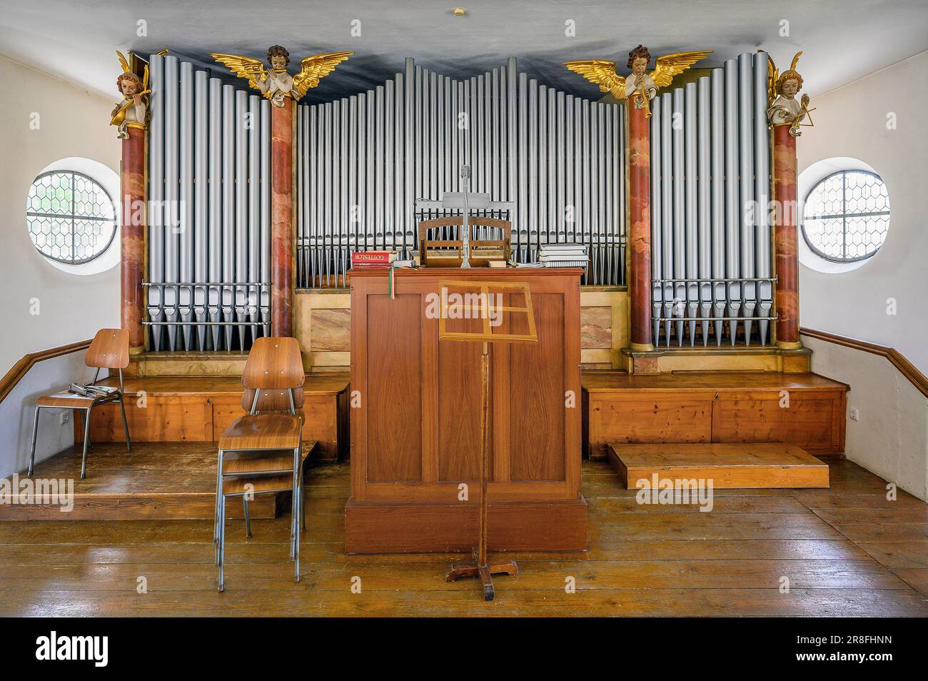 L'orgue, église paroissiale de Saint Theodor et Alexander à Haldenwang, Allgaeu, Bavière, Allemagne Banque D'Images