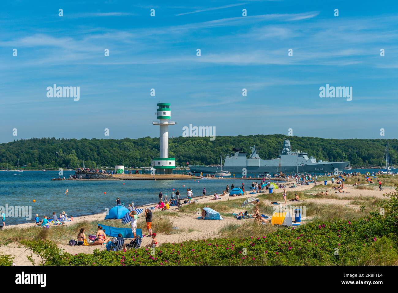 Kiel, fjord de Kiel, Mer Baltique, été à la plage de Falkenstein, Kiel-Friedrichsort, Schleswig-Holstein, Allemagne du Nord, Europe Banque D'Images