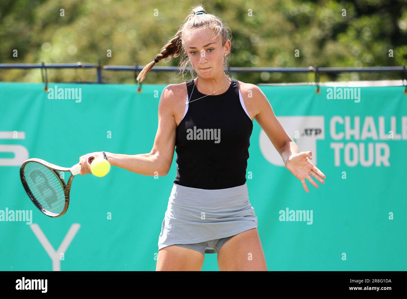 Ilkley, Royaume-Uni. 21st juin 2023. Club de tennis d'Ilkley, Ilkley, Angleterre, 21 juin 2023: Isabelle Lacy lors de l'Ilkley W100 contre Aliona Bolsova au Club de tennis d'Ilkley (Sean Chandler/SPP) Credit: SPP Sport Press photo. /Alamy Live News Banque D'Images