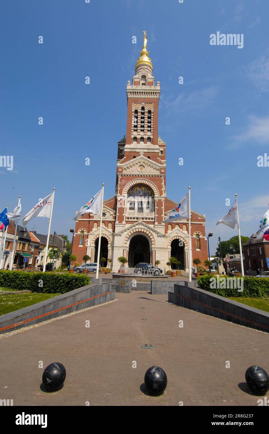 Basilique notre Dame de Brebières, Albert, Picardie, France Banque D'Images