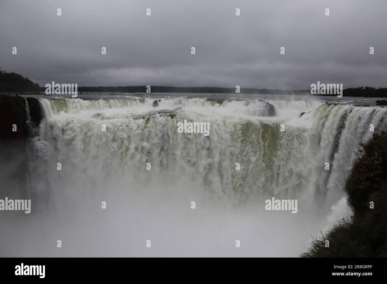 Chutes d'Iguazu - Puerto Iguazu Banque D'Images