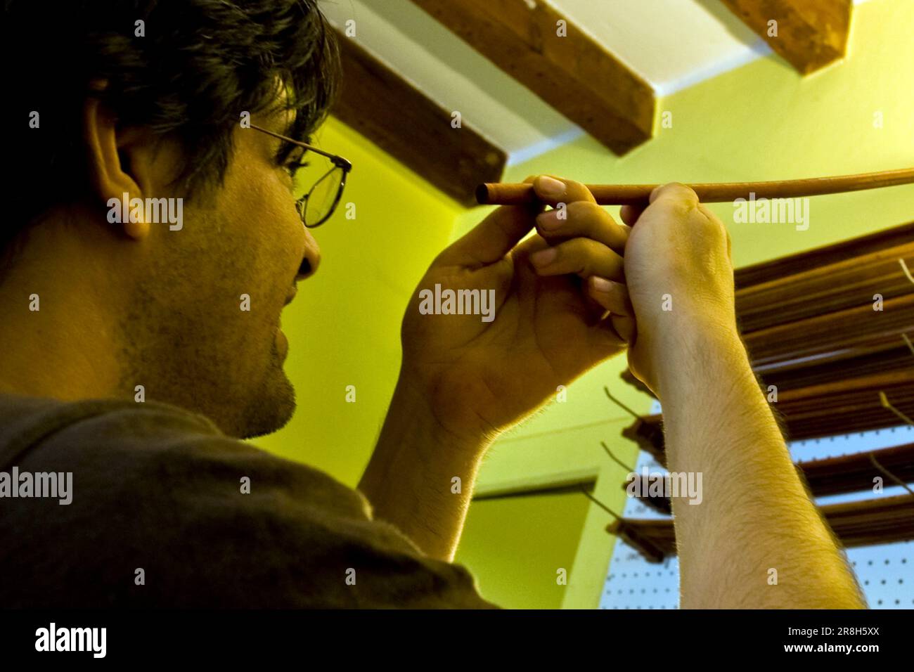 Violon Maker. Cremona. Lombardie. Italie Banque D'Images