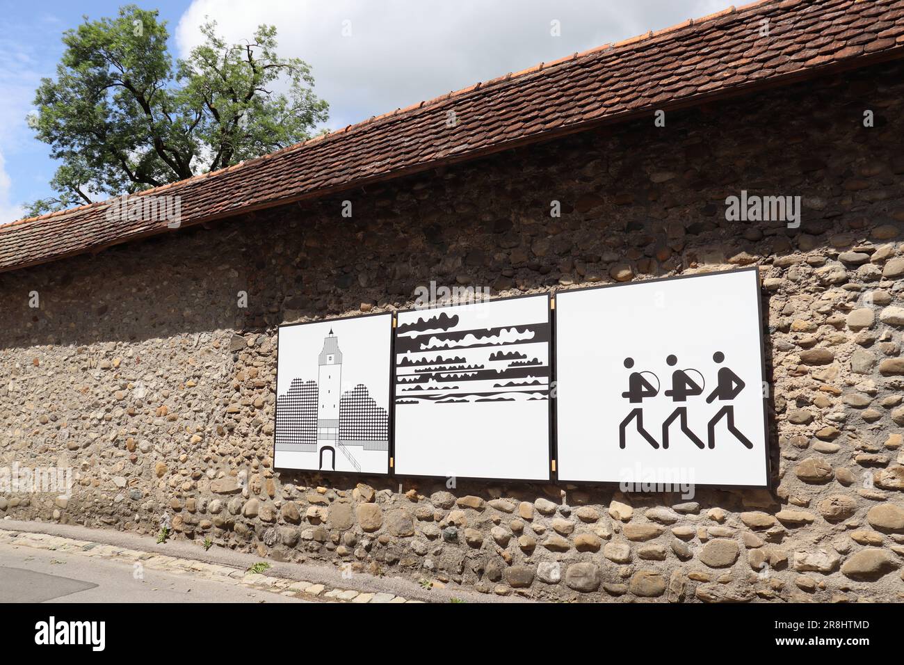 Les photos montrent la ville d'Isny et ses caractéristiques naturelles avec les rues de la ville. Banque D'Images