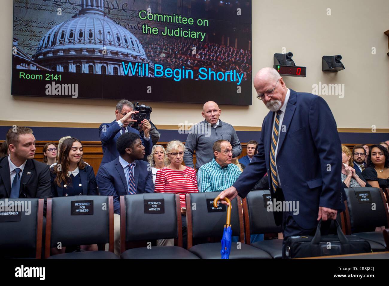 Le conseiller spécial John Durham arrive pour une audience de la Commission de la magistrature de la Chambre sur le rapport du conseiller spécial John Durham dans l'immeuble Rayburn House à Washington, DC, mercredi, 21 juin 2023. Crédit : Rod Lamkey/CNP/MediaPunch Banque D'Images