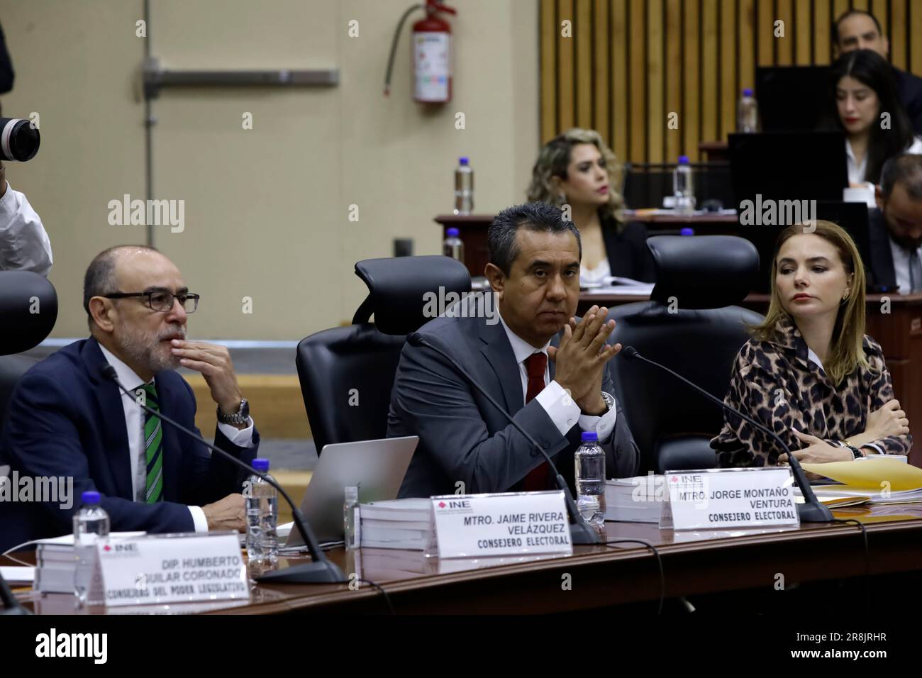 Mexico, Mexique. 21st juin 2023. 21 juin 2023, Mexico, Mexique: Les conseillers de l'Institut électoral national, Jaime Rivera, Jorge Montaño et Carla Humphrey lors de la session extraordinaire au siège de l'agence à Mexico. Sur 21 juin 2023 à Mexico, Mexique (photo par Luis Barron/Groupe Eyepix/Sipa USA). Credit: SIPA USA/Alay Live News Banque D'Images