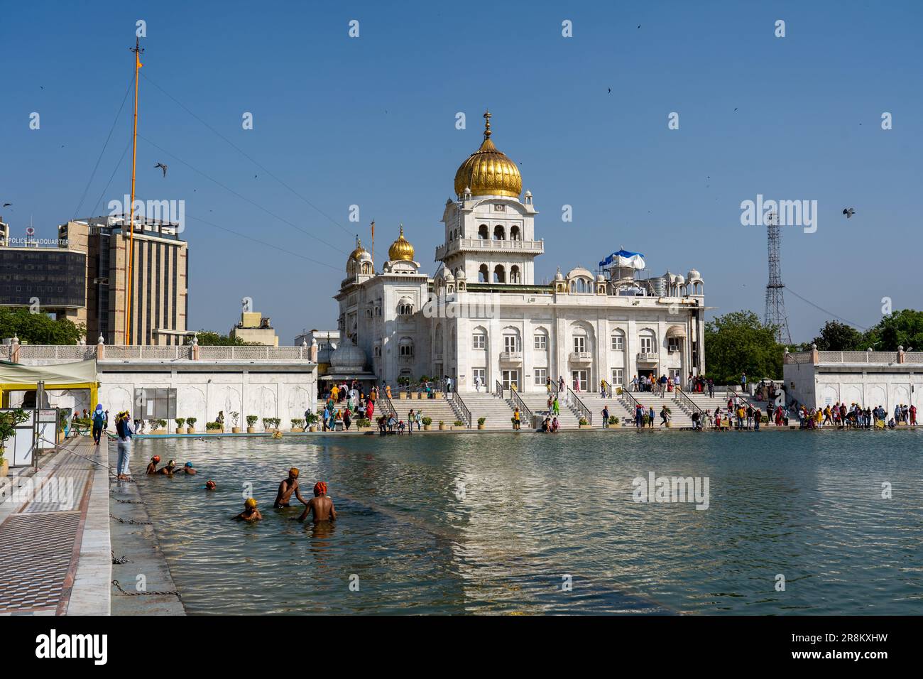 Temple Sikh Gurudwara Bangla Sahib à Delhi Banque D'Images