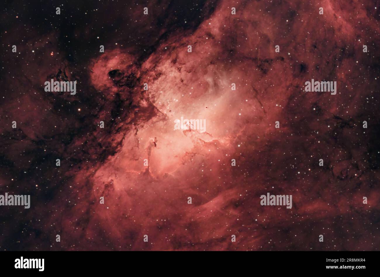 The Eagle Nebula (Messier 16) présentant les piliers de la création dans la constellation des Serens, photographiés du Royaume-Uni Banque D'Images