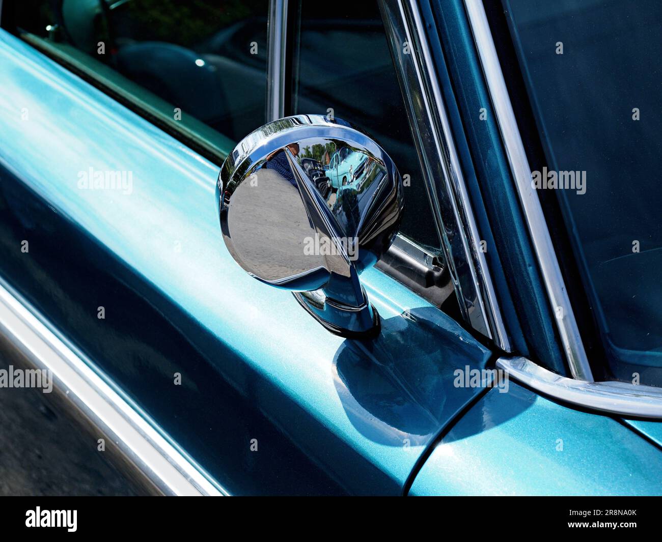 Weda miroir de voiture, un vieux millésime vintage conceptuel avec l'espace pour le texte Banque D'Images