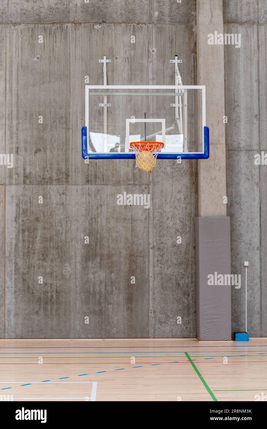 fond de panier pour le basket-ball dans la salle de sport Banque D'Images