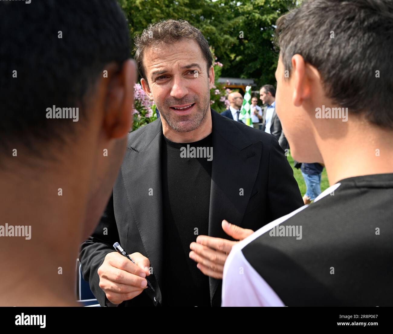 Prague, République tchèque. 22nd juin 2023. Alessandro Del Piero, vainqueur de la coupe du monde de la FIFA 2006 et ancien capitaine de football de Juventus à Turin, présente le camp de football de Prague pour les enfants issus de milieux défavorisés lors de la conférence de presse sur 22 juin 2023, à Prague, en République tchèque. Crédit : Michal Krumphanzl/CTK photo/Alay Live News Banque D'Images