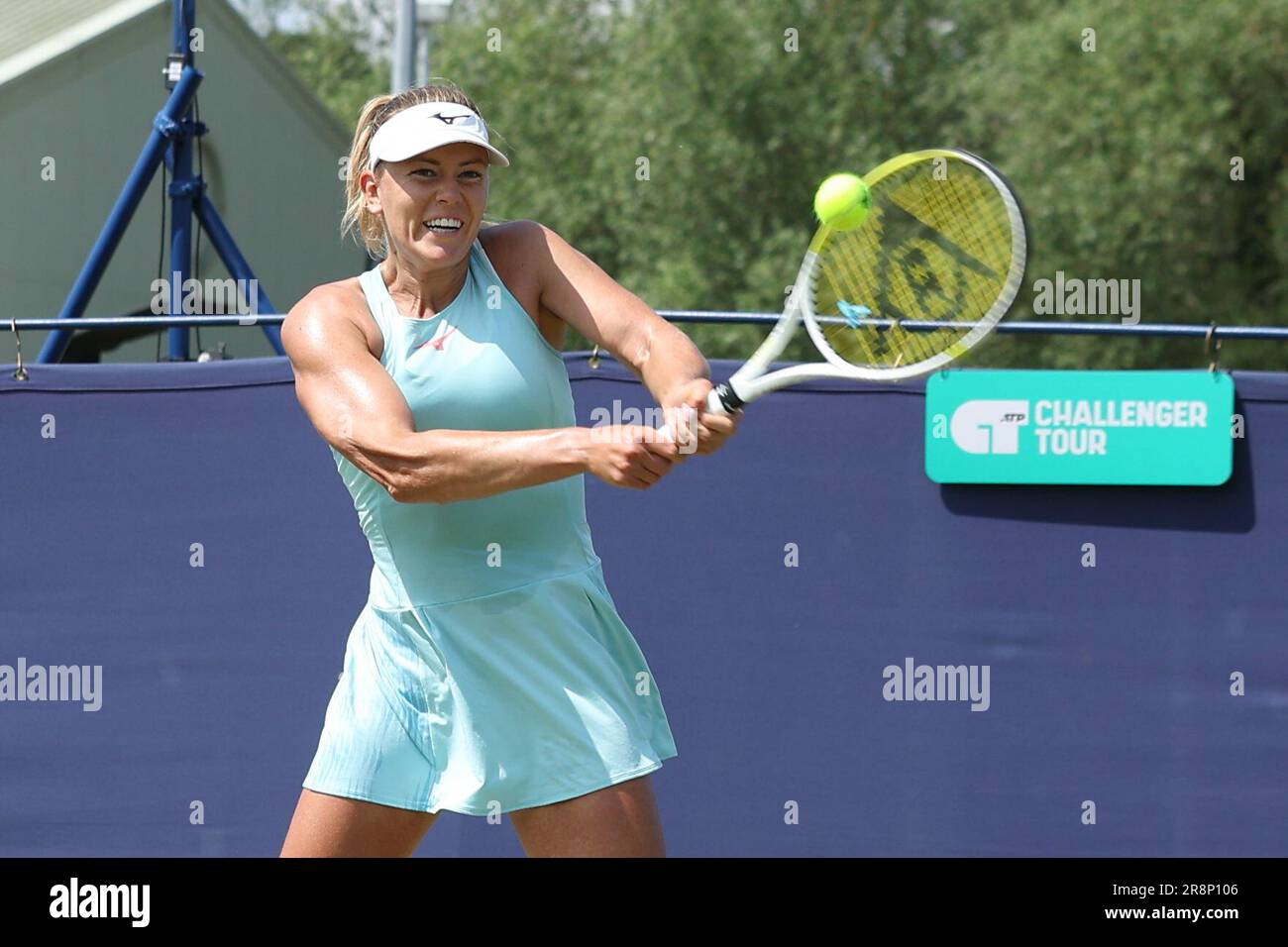Ilkley Lawn tennis & squash Club, Stourton Road, Ilkley, West Yorkshire, 22nd juin 2023. Dalma Galfi de Hongrie pendant le ITF World tennis Tour W100 Ilkley match contre Katrina Scott des Etats-Unis crédit: Touchlinepics/Alay Live News Banque D'Images
