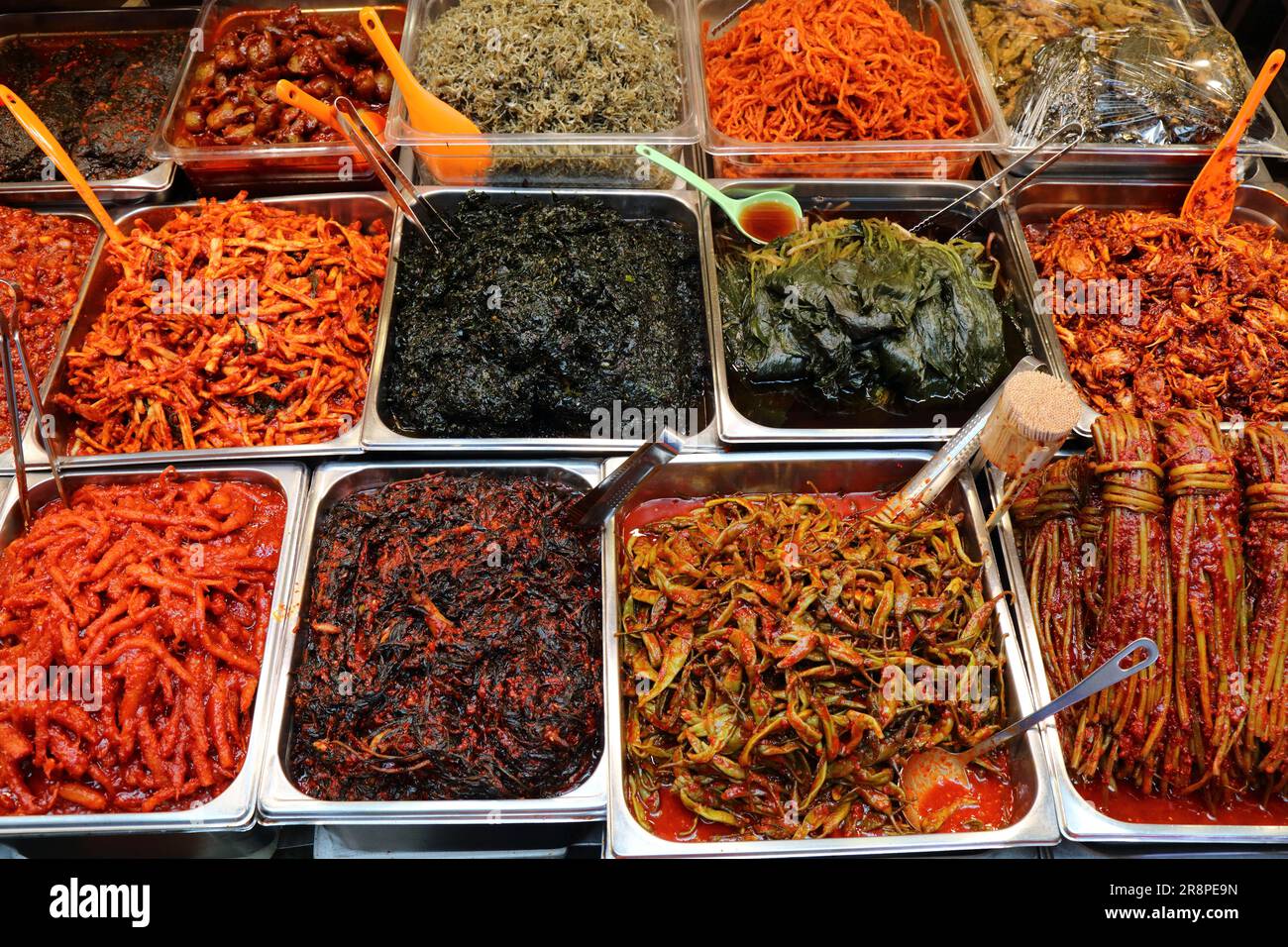 La nourriture coréenne, légumes marinés dans un marché à Séoul, Corée du  Sud, Asie Photo Stock - Alamy