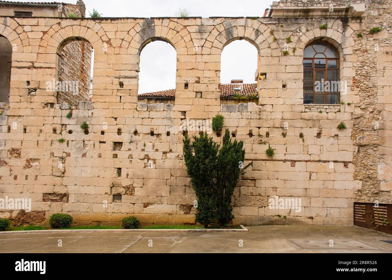 Les remparts historiques de Split en Croatie. Partie du palais de Dioclétien. C'est le mur est Banque D'Images