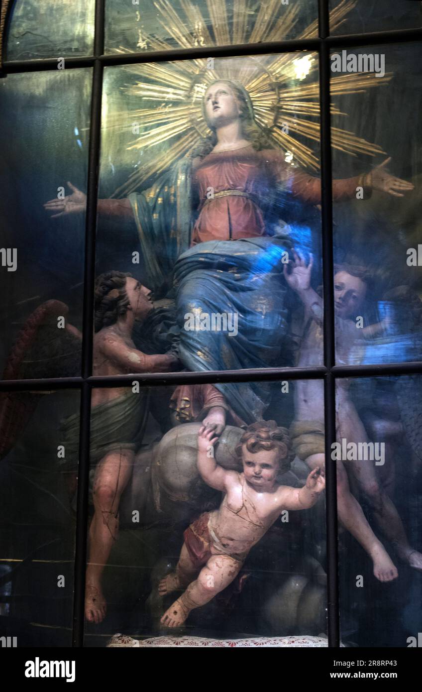 Antonio Rosario di Bardineto (1809-1886) sculpture italienne dans la cathédrale de Maria Vergine Assunta, (Vierge Marie assumée) Ceva Italie. 2010S HOMER SYKES Banque D'Images