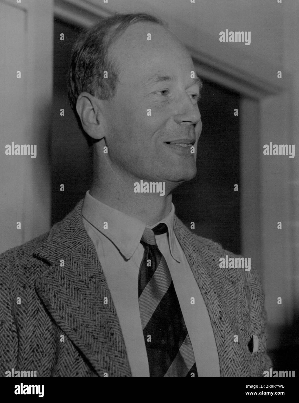 Lord Talbot qui est arrivé par B.O.A.C. de l'Angleterre aujourd'hui ***** Lord Talbot, un seigneur irlandais, vacances ***** Australie. Il est parti pour ***** cet après-midi. 19 août 1951. (Photo de Wilmott/Fairfax Media). Banque D'Images