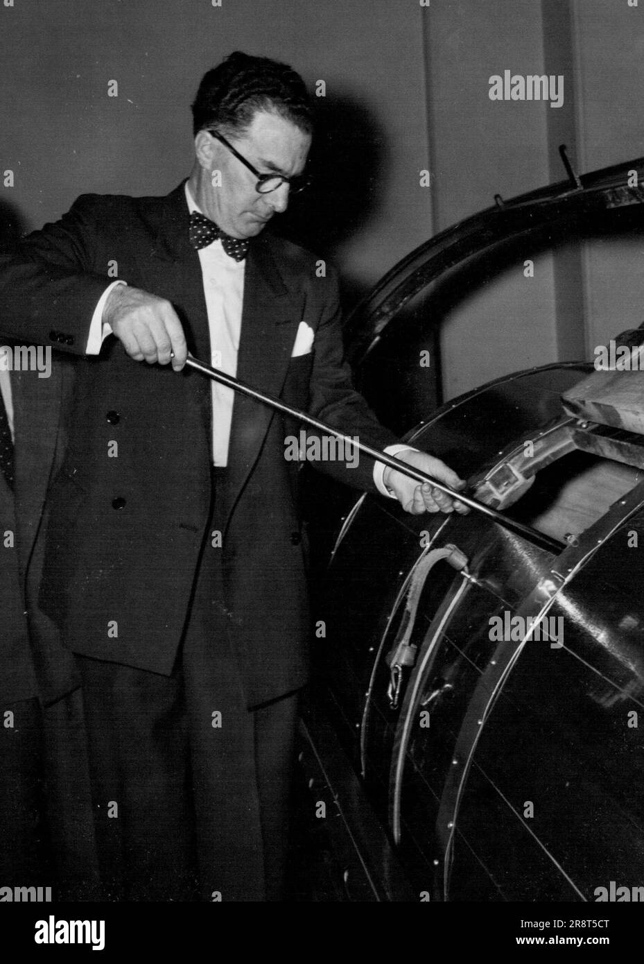 Nouveau directeur de la loterie, M. Tallentire. 8 septembre 1954. Banque D'Images