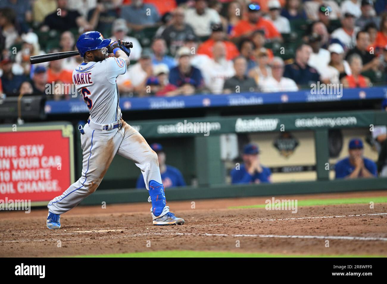 New York mets, le vrai fielder STARLING MARTE (6) en haut de la septième partie du jeu de la MLB entre les mets de New York et les Astros de Houston Banque D'Images