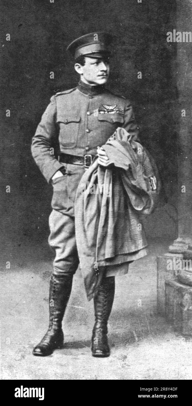 ''combat Eyrien; deux "poilus" de l'air; Raoul Lufbery, major dans l'aviation américaine. L'américain Lubéry, engage le vol dans l'aviation francaise, y avait conquiert les galons de lieutenant. L'entr&#xe9;e en guerre des États-unités FIT de lui un major de l'armée américaine et le directeur technique de l'aviation de son paie. Au mois de mai 1918, apres un vif combat pres de Toul, son appareil prénait feu; il se jeta par-dessus bord et vint s'ecraser sur le sol. Il etait titulaire de dix-huis victois, 1918. De "l'Album de la guerre 1914-1919, Volume 2" [l'Illustratio Banque D'Images