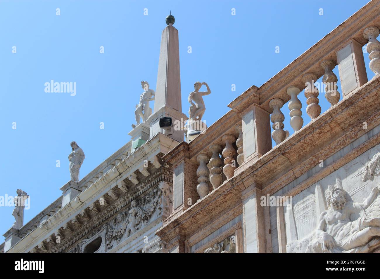 Dévoilement du Gem architectural : les magnifiques structures de Venise, l'architecture vénitienne : un conte intemporel d'élégance et de grandeur Banque D'Images