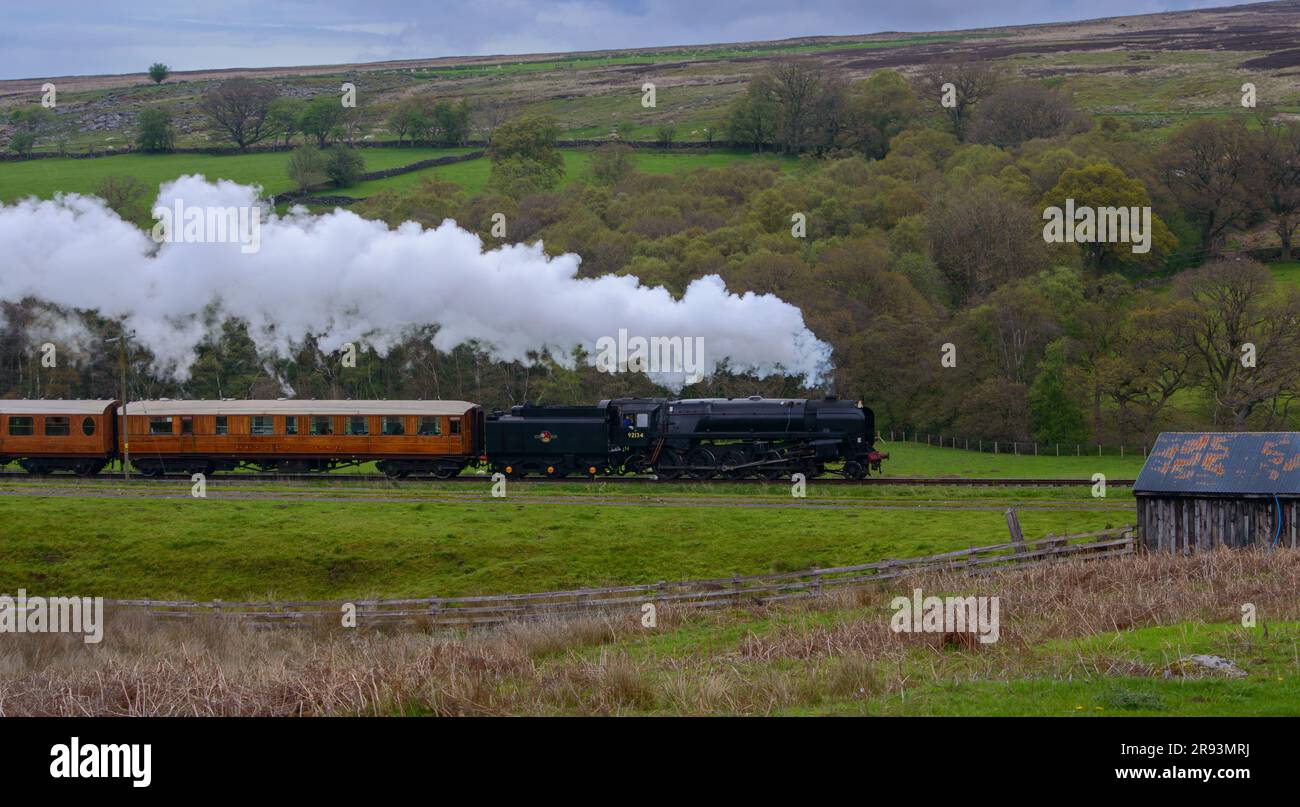 Train à vapeur sur North Yorkshire Moors Railway Loco 92134 on (NYMR), Banque D'Images