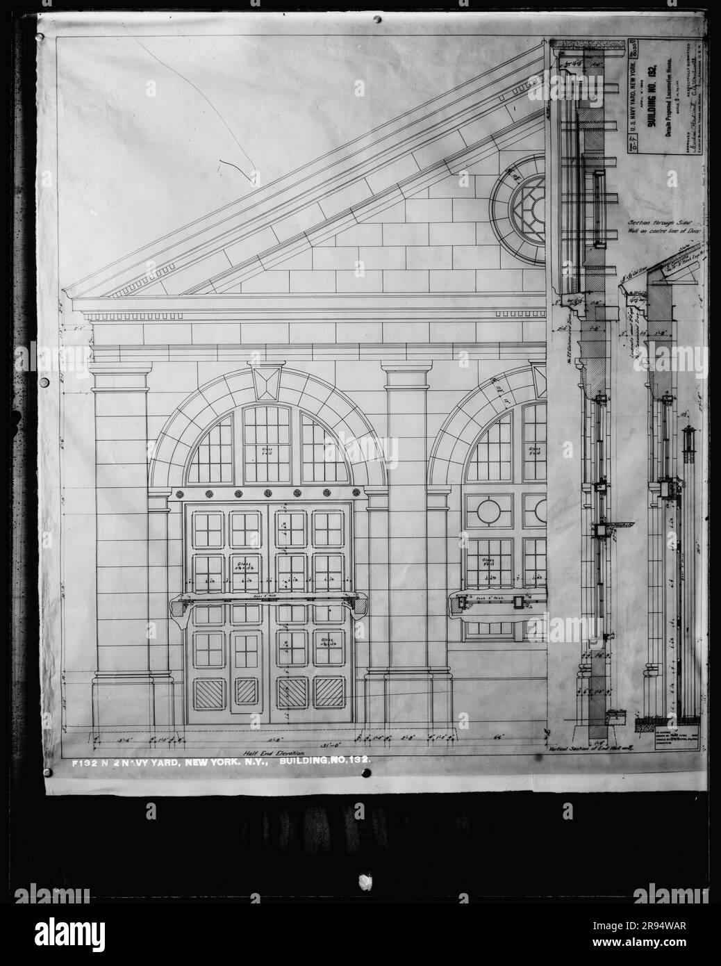 Bâtiment numéro 132. Négatifs en plaques de verre de la construction et de la réparation de bâtiments, d'installations et de navires au New York Navy Yard. Banque D'Images