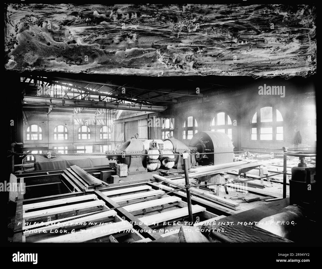 Mensuel Progress photo, Bâtiment 41, installation de turbine électrique, look East, The Westinghouse Mack Company, entrepreneurs. Négatifs en plaques de verre de la construction et de la réparation de bâtiments, d'installations et de navires au New York Navy Yard. Banque D'Images