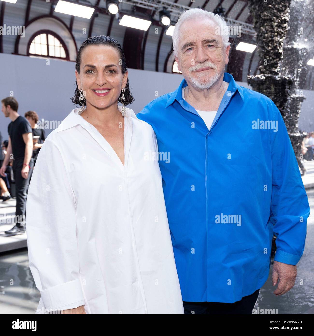 Paris, Frankreich. 24th juin 2023. Nicole Ansari-Cox et Brian Cox assistent À LA PISTE D'ÉTÉ 2024 DE LOEWE au cours de la semaine de la mode de Paris le 2023 juin - Paris; France 24/06/2023 crédit: dpa/Alay Live News Banque D'Images