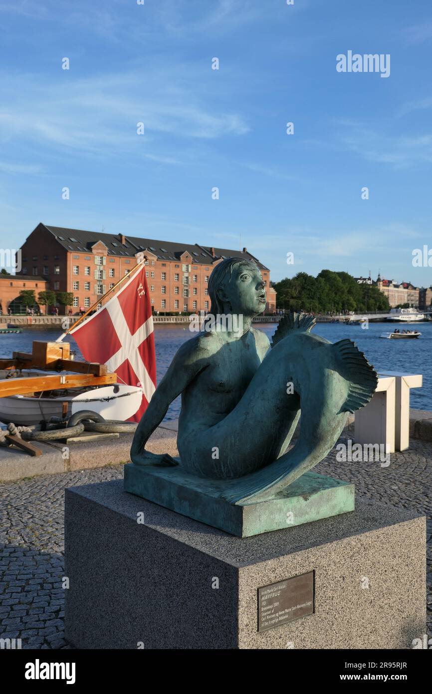 Koppenhagen, Hafen, Skulptur Meerjungfrau von Anne Marie Carl-Nielsen // Copenhague, Harbour, Mermaid Sculpture d'Anne Marie Carl-Nielsen Banque D'Images