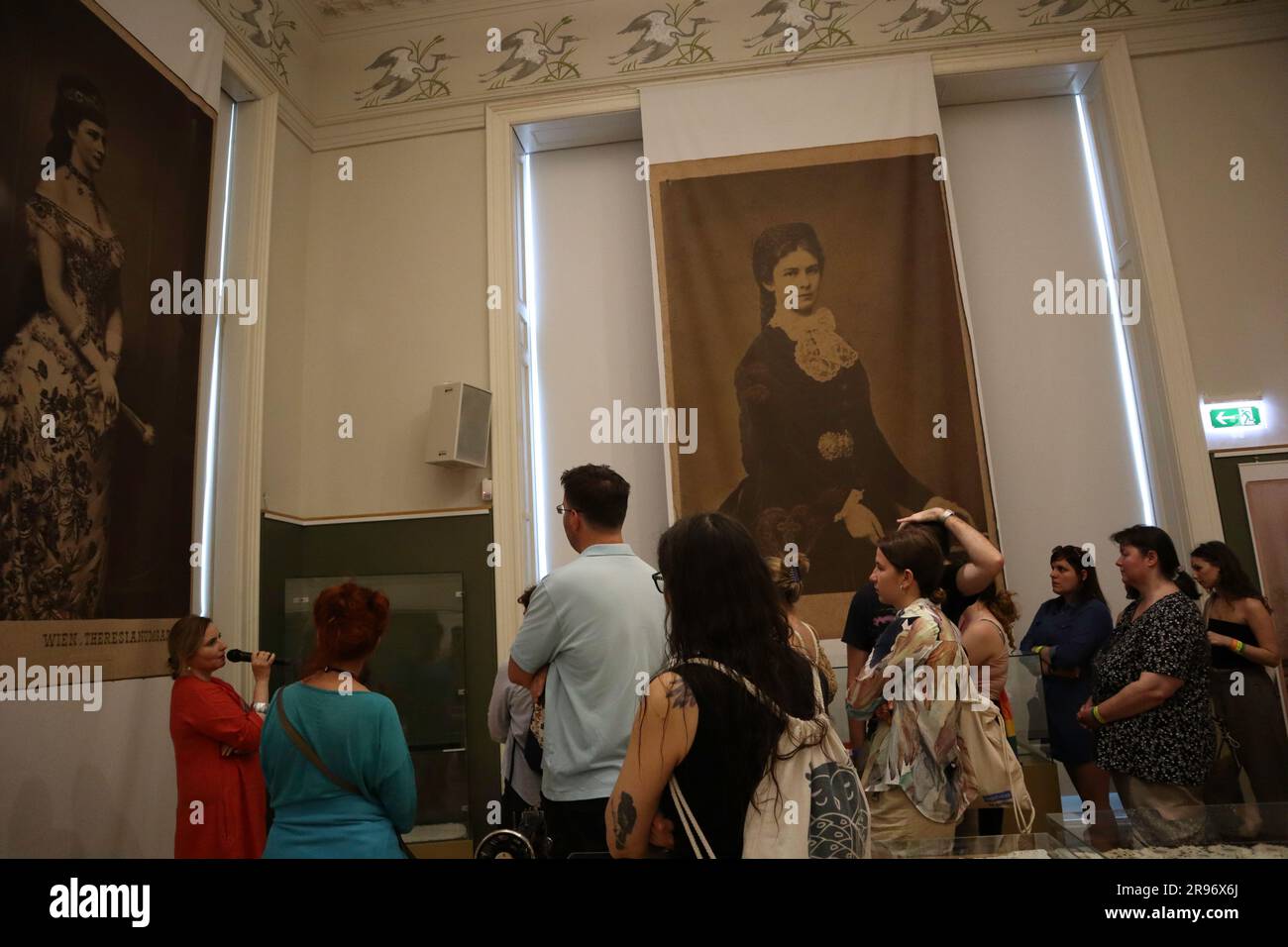 24 juin 2023. Budapest, Hongrie nuit des Musées Maison des traditions, exposition de magie de la dentelle de Sisi, Musée des Beaux-Arts jazz, danse, expositions. Crédit Ilona Barna BIPHOTONEWS, Alamy Live News Banque D'Images