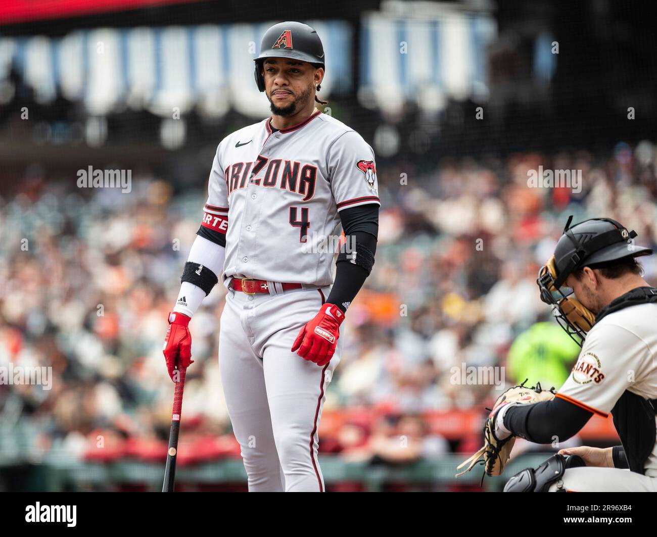 24 juin 2023 San Francisco CA, États-Unis Deuxième baseman d'Arizona Ketel Marte (4) à la batte pendant le match de MLB NL ouest entre les Arizona Diamondbacks et les San Francisco Giants à Oracle Park San Francisco Calif. Thurman James/CSM Banque D'Images