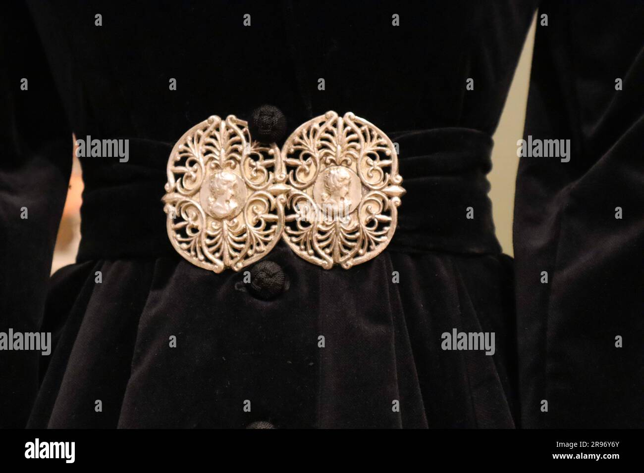 24 juin 2023. Budapest, Hongrie nuit des Musées Maison des traditions, exposition de magie de la dentelle de Sisi, Musée des Beaux-Arts jazz, danse, expositions. Crédit Ilona Barna BIPHOTONEWS, Alamy Live News Banque D'Images