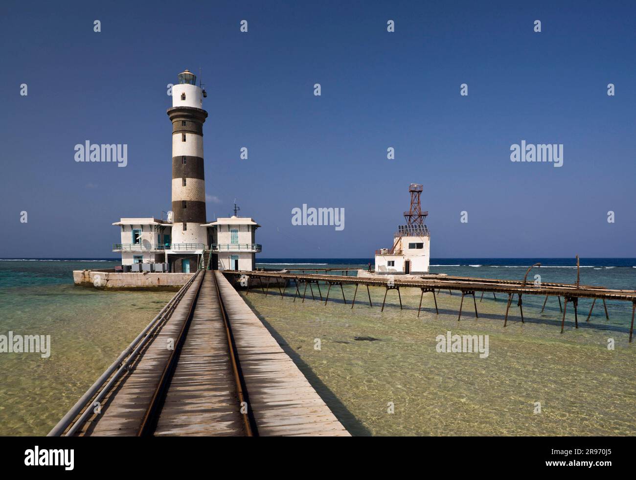 Phare de Daedalus Reef, Îles Brother, Mer Rouge, Égypte Banque D'Images