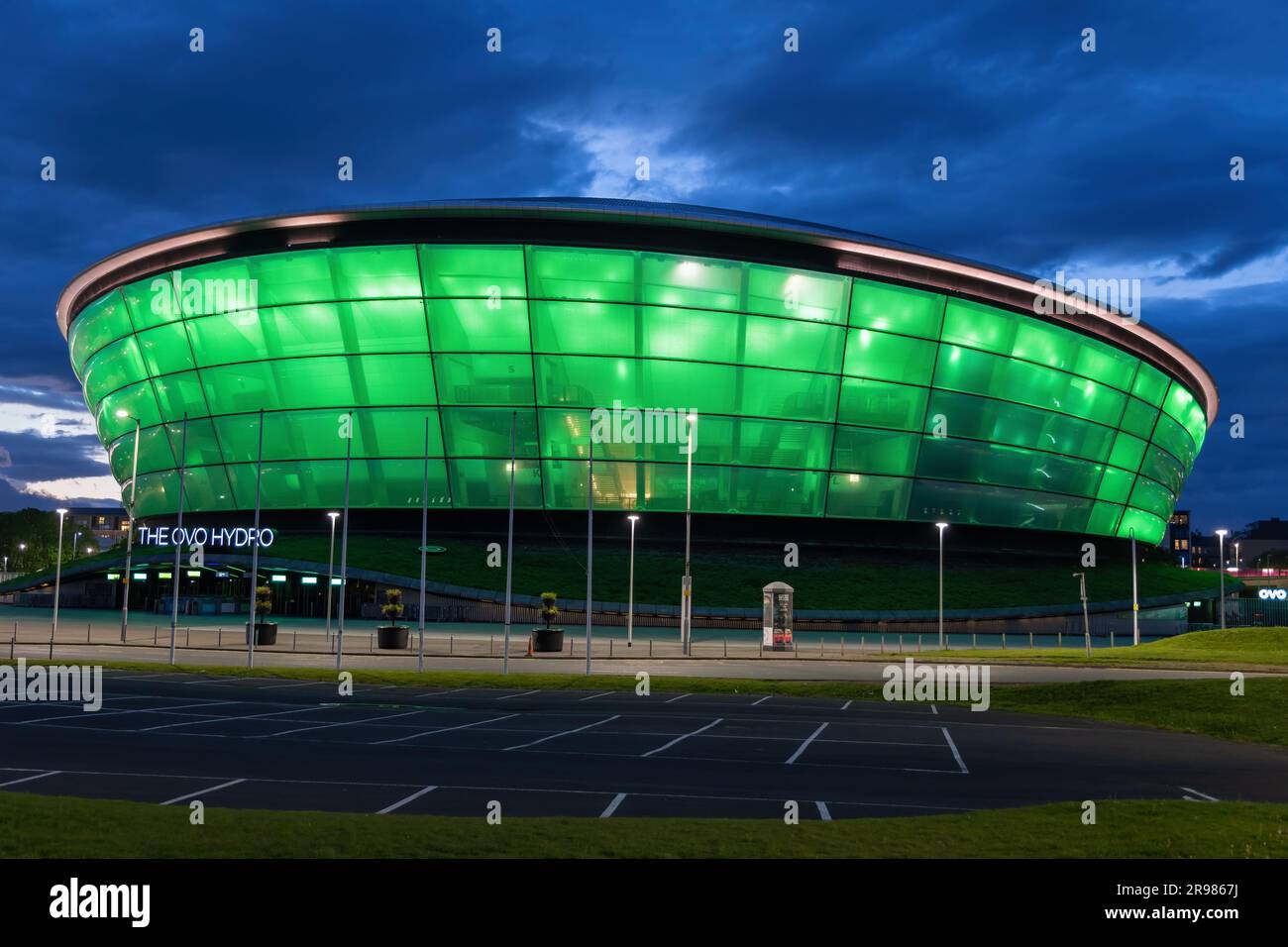 L'arène intérieure OVO Hydro de nuit, située dans le campus écossais d'événements, dans la ville de Glasgow, en Écosse. Banque D'Images