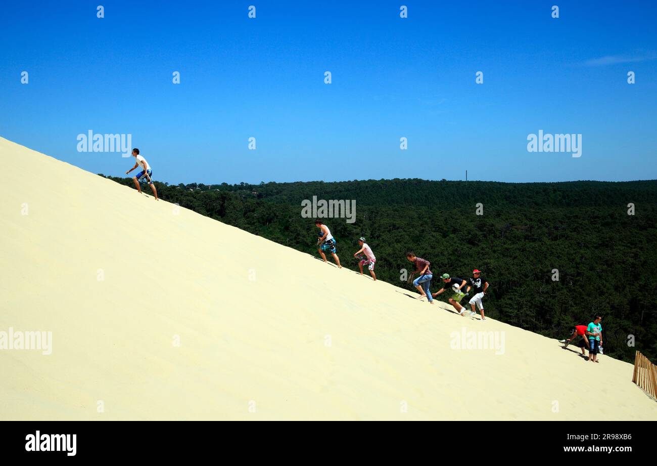 La Dune du Pyla, la plus haute d'Europe, située dans le sud-ouest de la France, dans le département de la Gironde. Arcachon, Gironde, France Banque D'Images