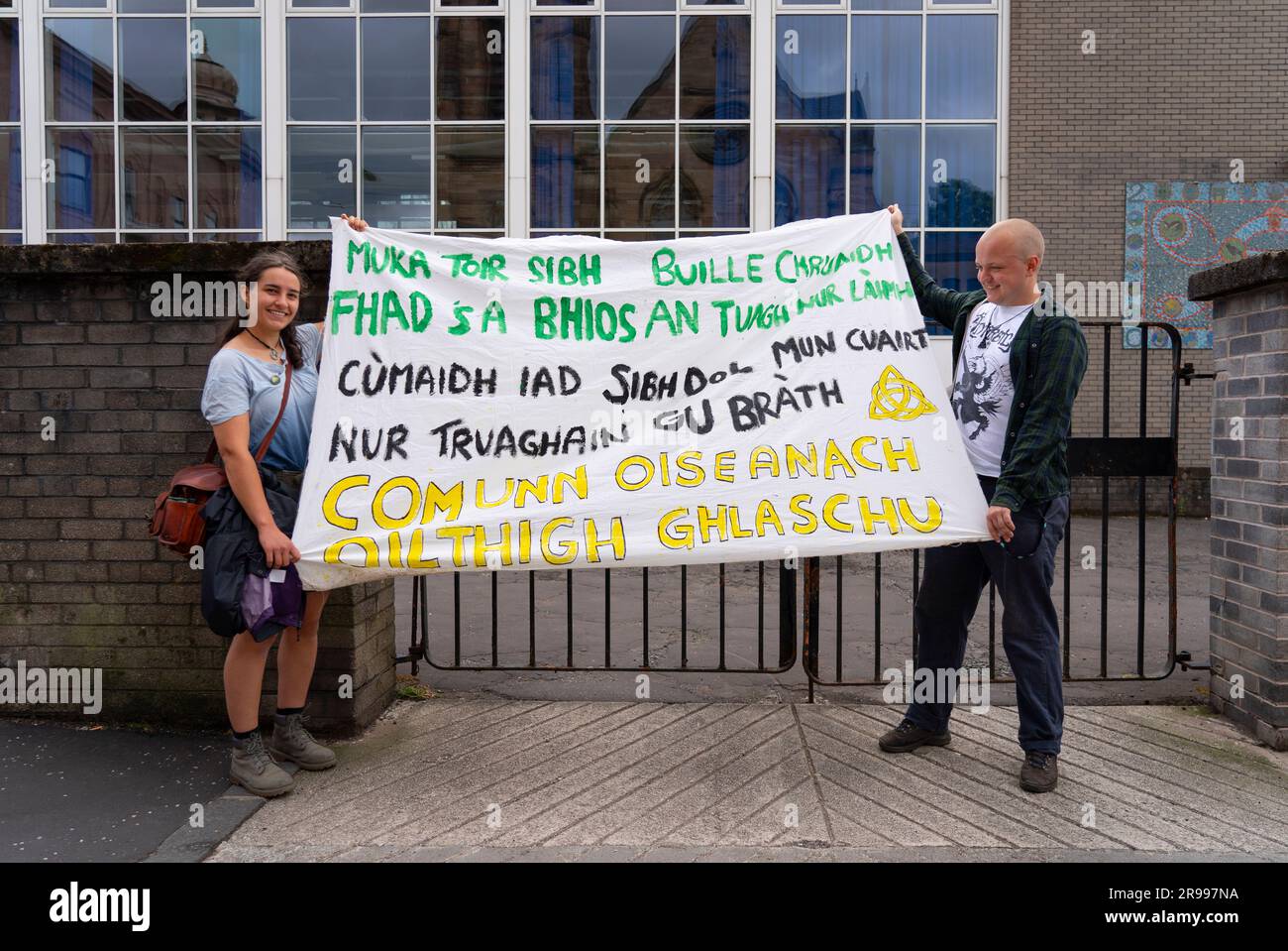 Glasgow, le 24th juin. Manifestation à Glasgow par le groupe Glasgow Gaels et les insulaires de South Uist qui demandaient de meilleurs services de ferry pour South Uist. Banque D'Images