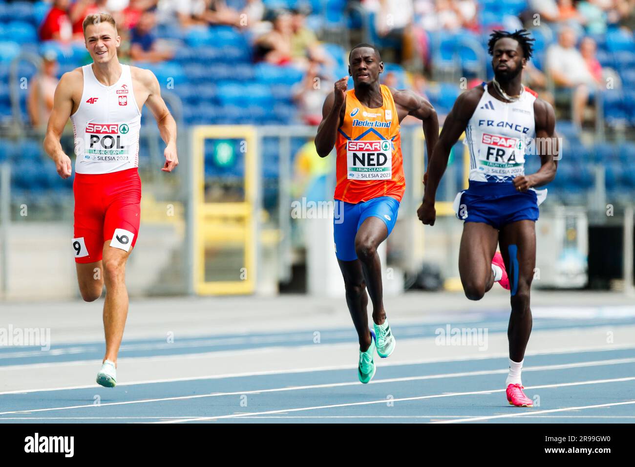 Silésie, Pologne. 25th juin 2023. SILESIA, POLOGNE - JUIN 25 : le Burnett de Taymir des pays-Bas participe le 200m au 5 e jour des Jeux européens au stade de Silésie sur 25 juin 2023 à Silesia, Pologne. (Photo par Nikola Krstic/BSR Agency) crédit: BSR Agency/Alay Live News Banque D'Images