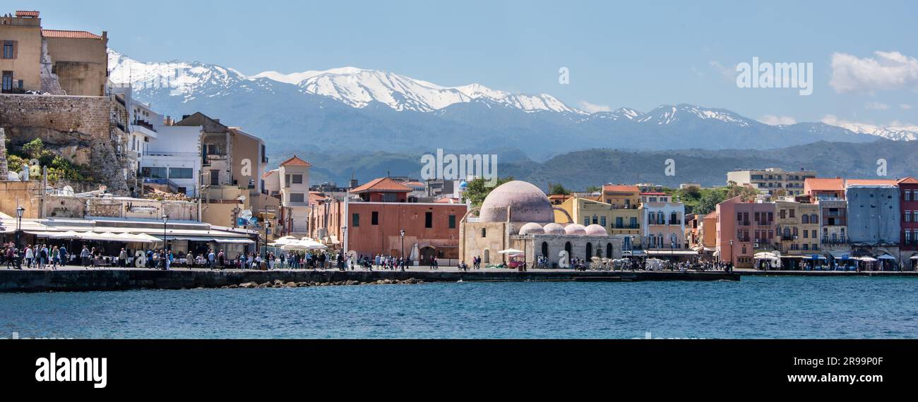 Vue sur le port de la Canée en Crète Banque D'Images