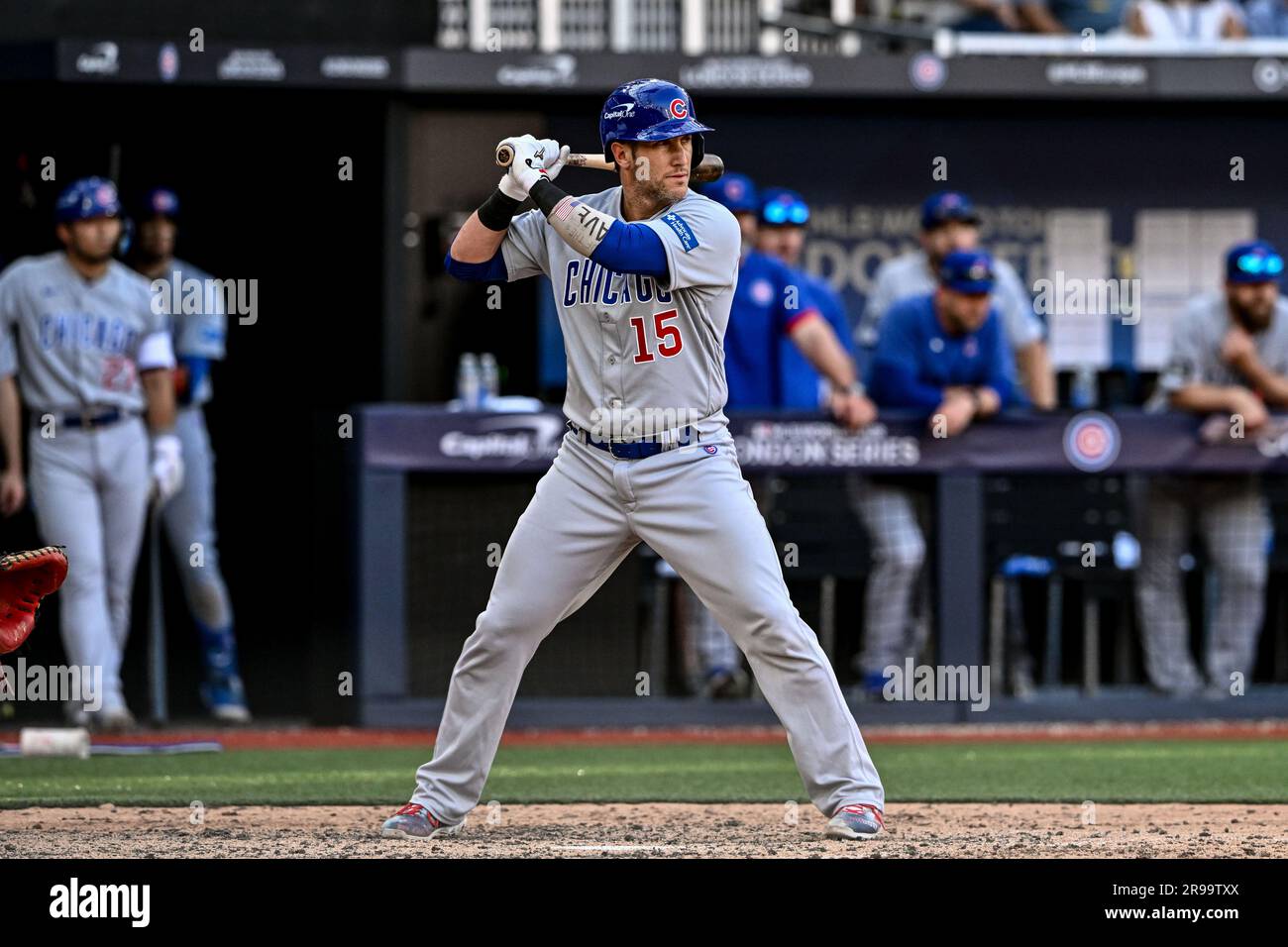 Londres, Royaume-Uni. 25th juin 2023. Yan Gomes #15 des Chicago Cubs à la chauve-souris pendant le match St. de la série MLB London 2023 Louis Cardinals contre Chicago Cubs au London Stadium, Londres, Royaume-Uni, 25th juin 2023 (photo de Craig Thomas/News Images) à Londres, Royaume-Uni, le 6/25/2023. (Photo de Craig Thomas/News Images/Sipa USA) crédit: SIPA USA/Alay Live News Banque D'Images