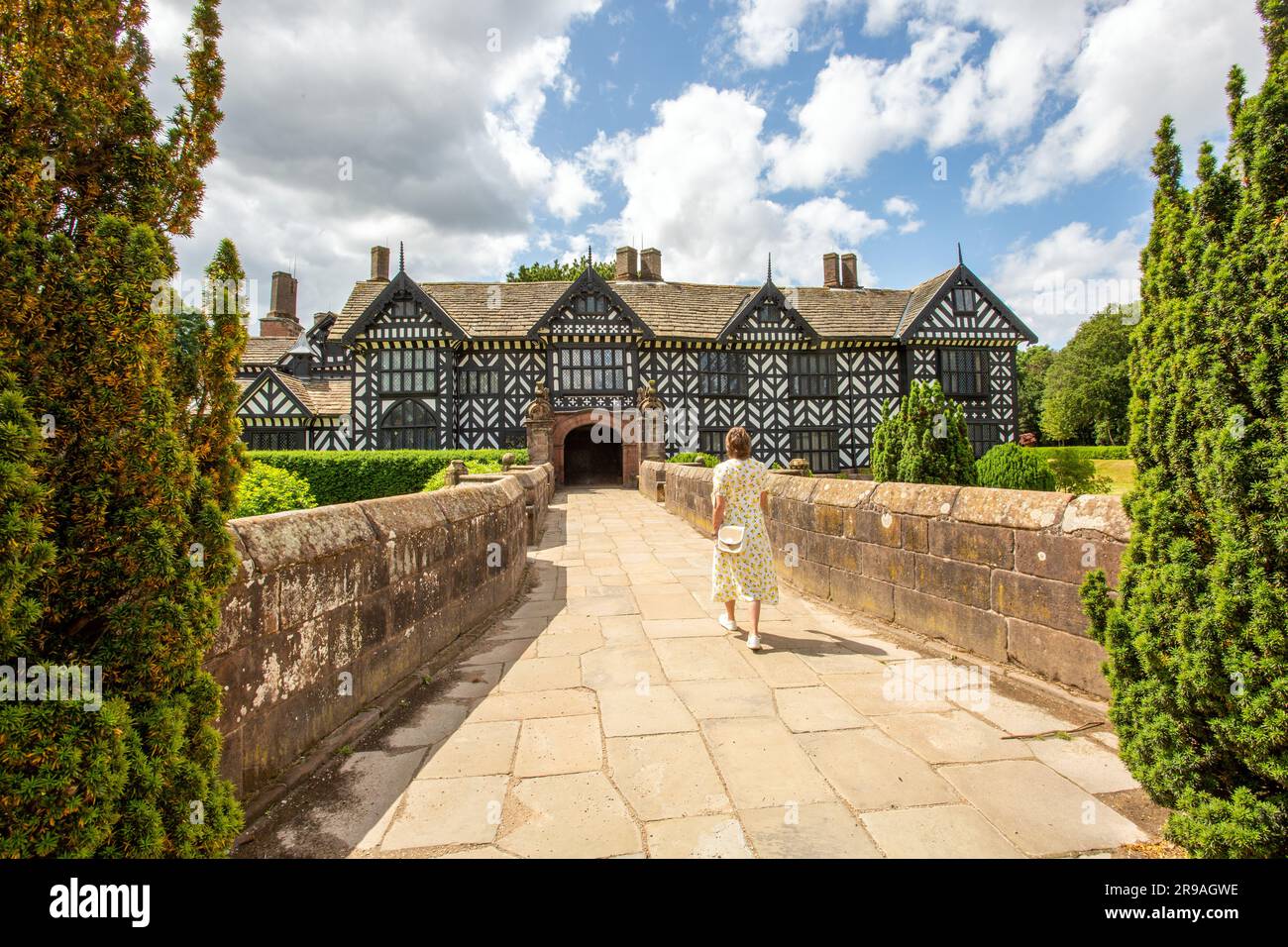 Speke Hall un manoir Tudor à bord de bois et aub à Speke Liverpool, propriété de la National Trust, est un bâtiment classé de catégorie I. Banque D'Images