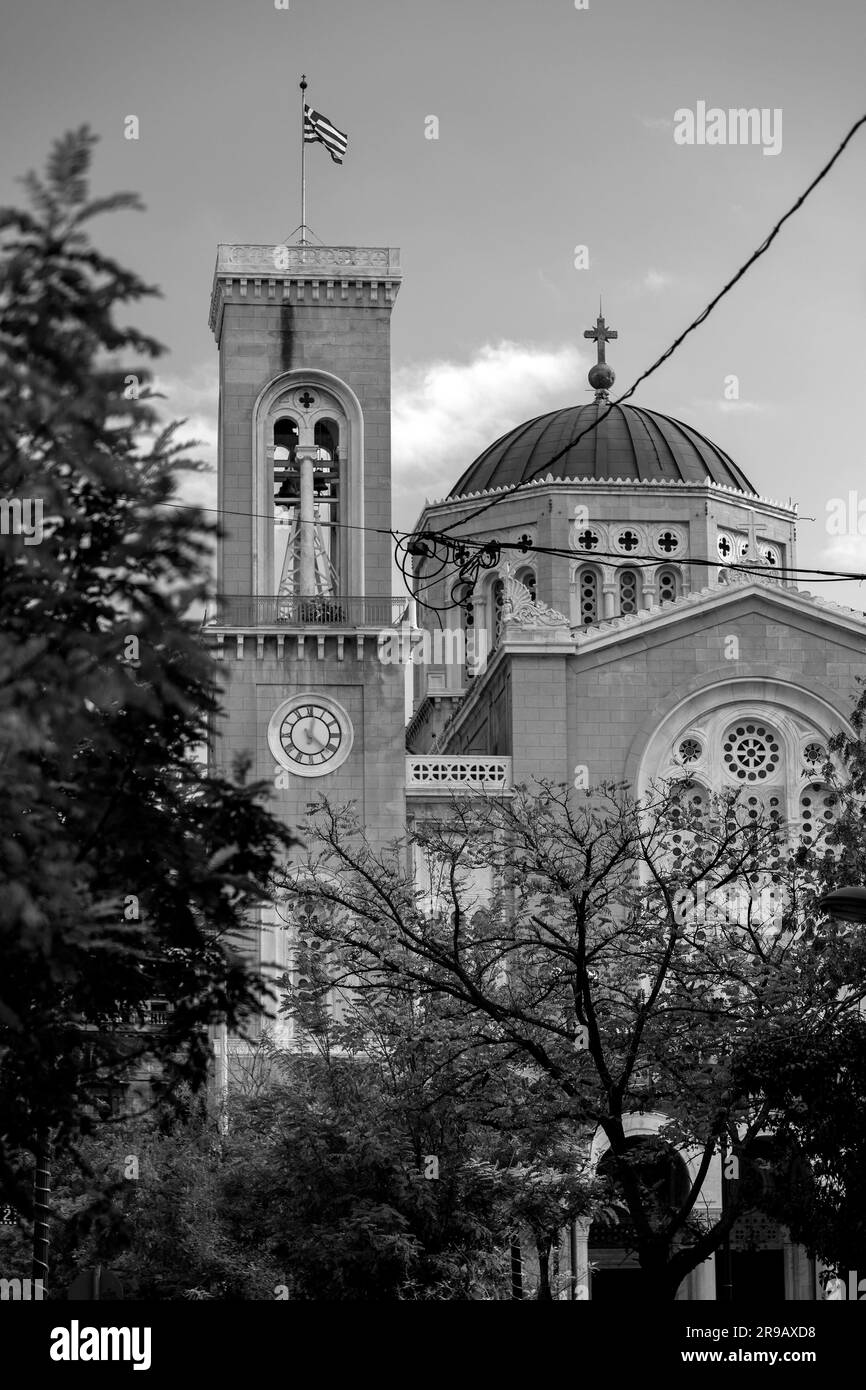 La cathédrale métropolitaine de l'Annonciation, populairement connue sous le nom de Metropolis, est l'église de la cathédrale de l'archevêché d'Athènes et de toute la Grée Banque D'Images