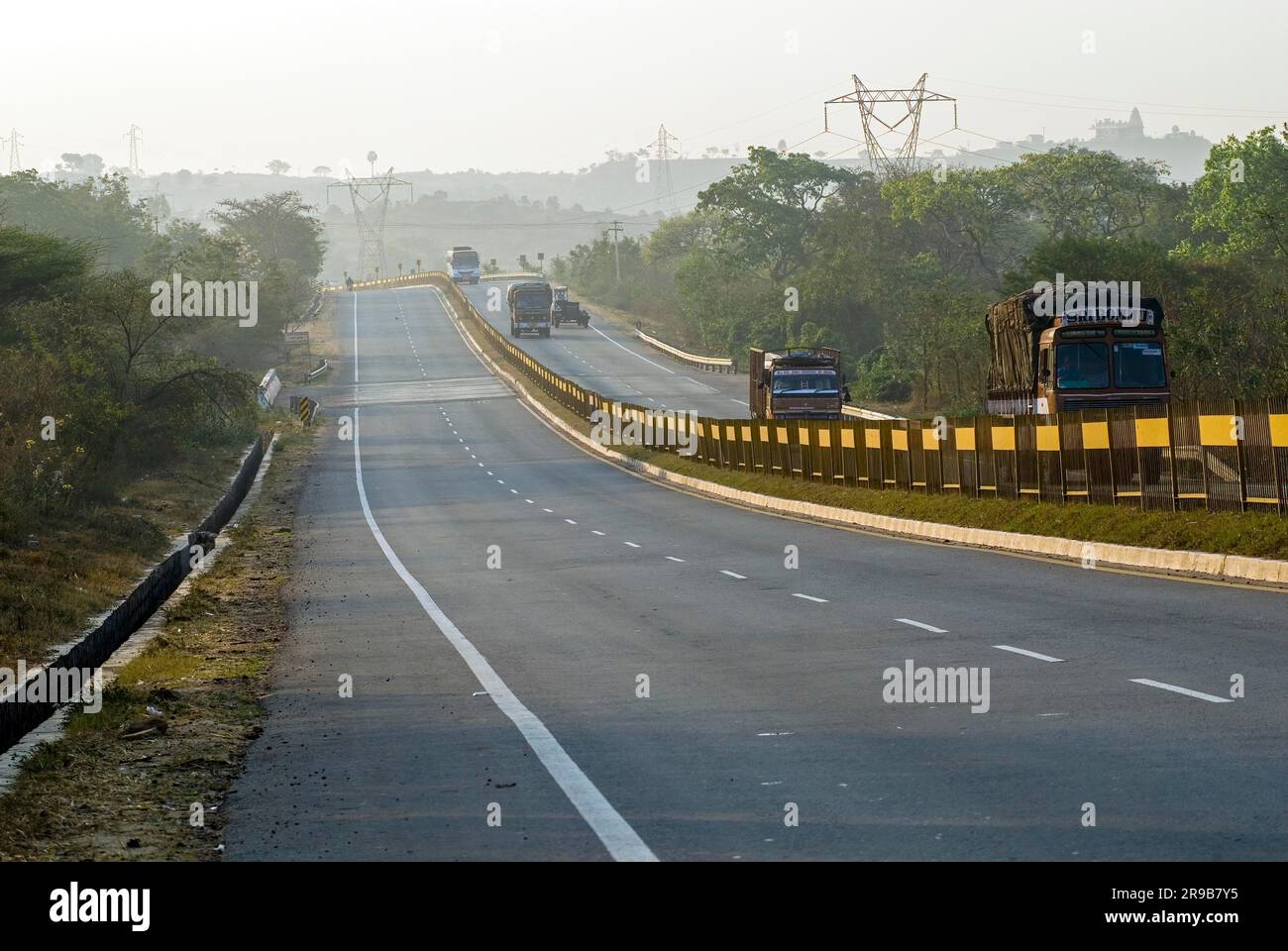 Le NH le plus long est le NH7 qui va de Varanasi dans l'Uttar Pradesh à Kanyakumari au point le plus au sud du continent indien dans le Tamil Nadu Banque D'Images