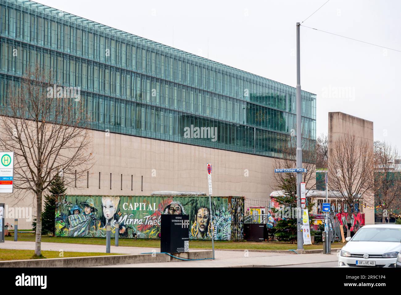 Munich, Allemagne - DEC 23, 2021: Façade de la Nouvelle Pinakothek, le musée d'art moderne de Munich, Bavière, Allemagne. Banque D'Images
