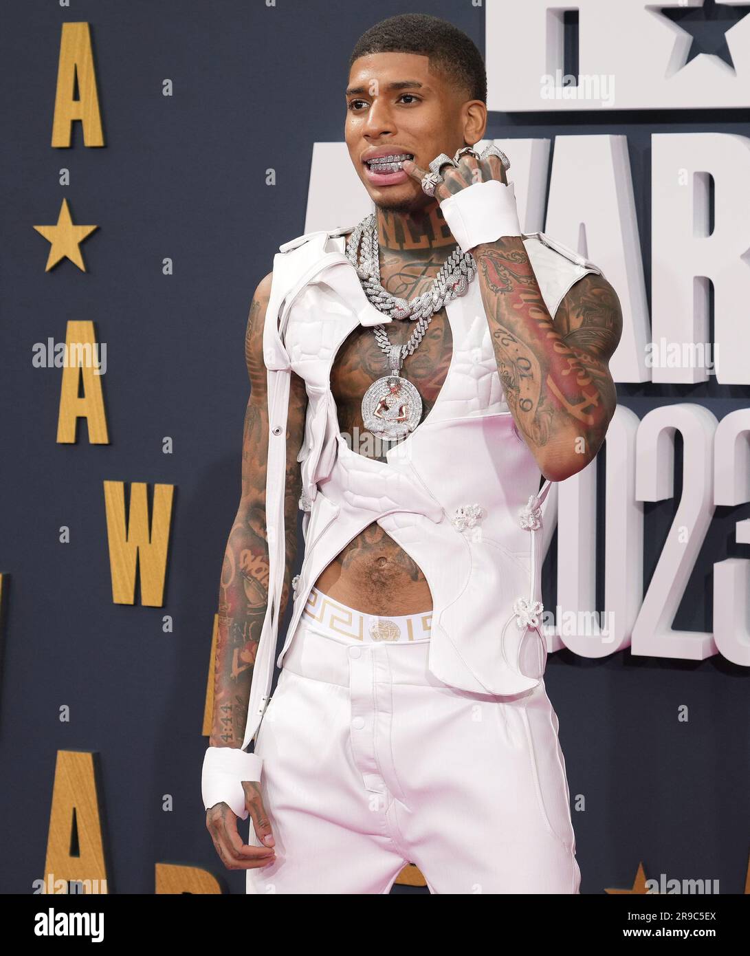 Los Angeles, ÉtatsUnis. 25th juin 2023. NLE Choppa arrive aux BET