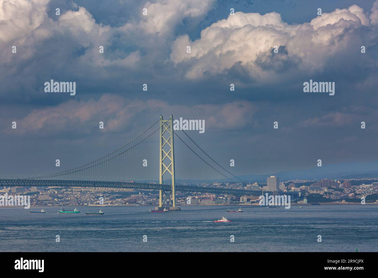 Akashi Kaikyo Bridge le plus long pont suspendu du monde, Kobe, Japon Banque D'Images