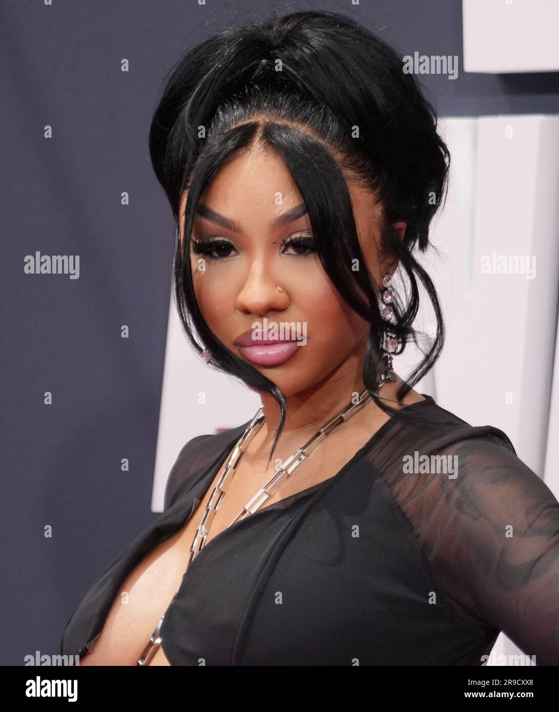 Los Angeles, États-Unis. 25th juin 2023. Ari Fletcher arrive aux 2023 BET Awards qui ont eu lieu au Microsoft Theatre de Los Angeles, CA, dimanche, ?25 juin 2023. (Photo par Sthanlee B. Mirador/Sipa USA) crédit: SIPA USA/Alay Live News Banque D'Images