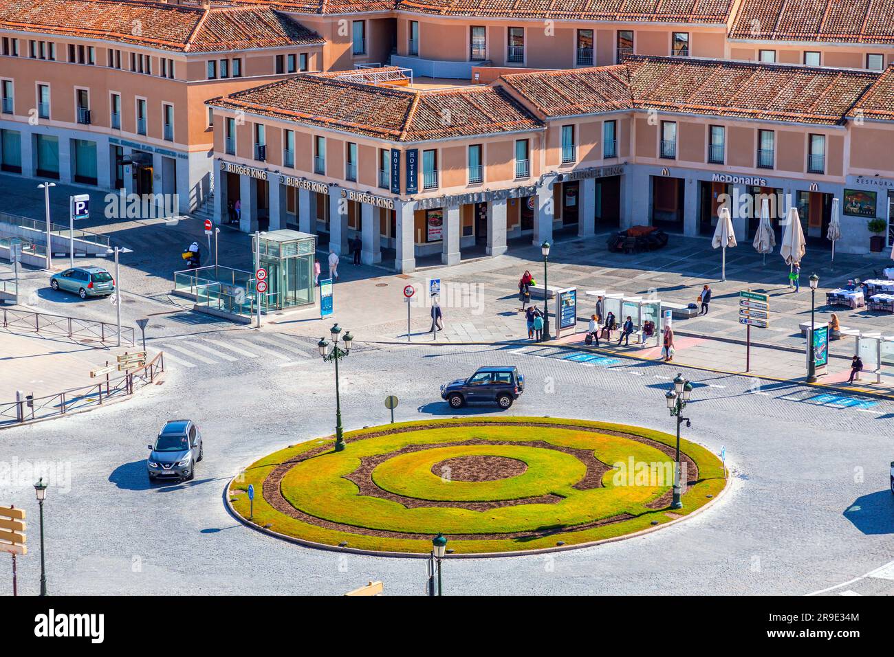 Ségovie, Espagne - 18 février 2022 : vue aérienne de la ville de Ségovie dans la région de Castille et de Leon en Espagne. Banque D'Images