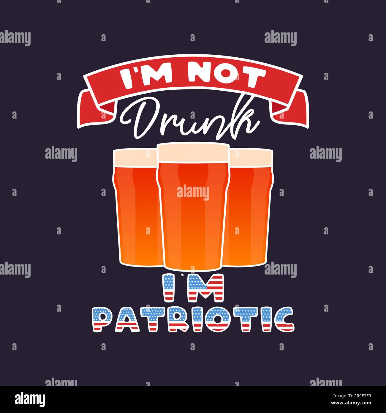 4th de juillet typographie design avec citation - je ne suis pas ivre IM patriotique et bière. LA fête DE l'indépendance AMÉRICAINE. Quatrième de juillet calligraphie, lettrage comp Banque D'Images