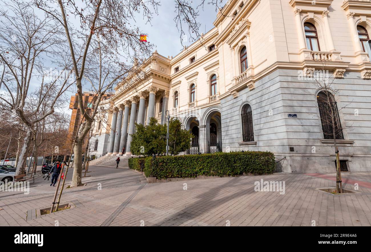 Madrid, Espagne - 16 FÉVRIER 2022 : la Bourse de Madrid est la plus importante et la plus internationale des quatre bourses régionales de l'Espagne. Banque D'Images