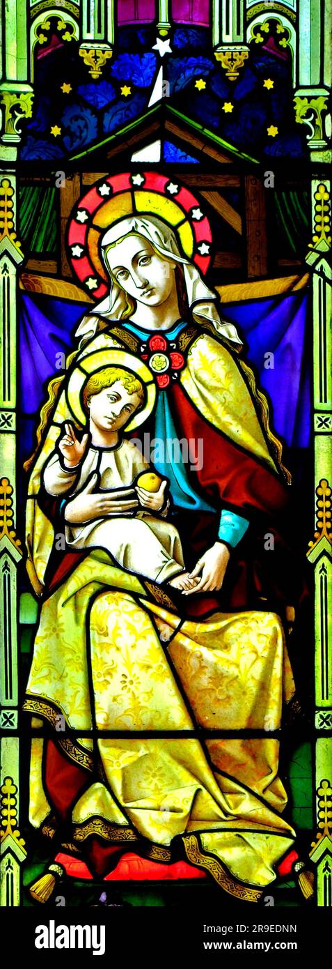 Epiphanie, Vierge Marie, bébé Jésus, vitrail, fenêtre, Par Mayer & Co. 1873, Brinton, Norfolk, Royaume-Uni Banque D'Images
